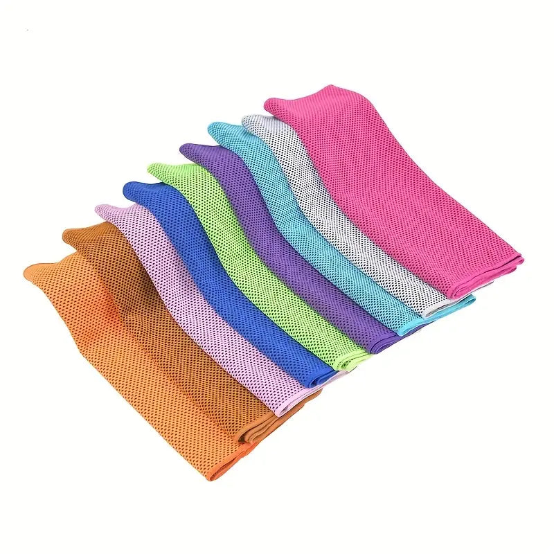 Cooling Towel with holder & bag clip