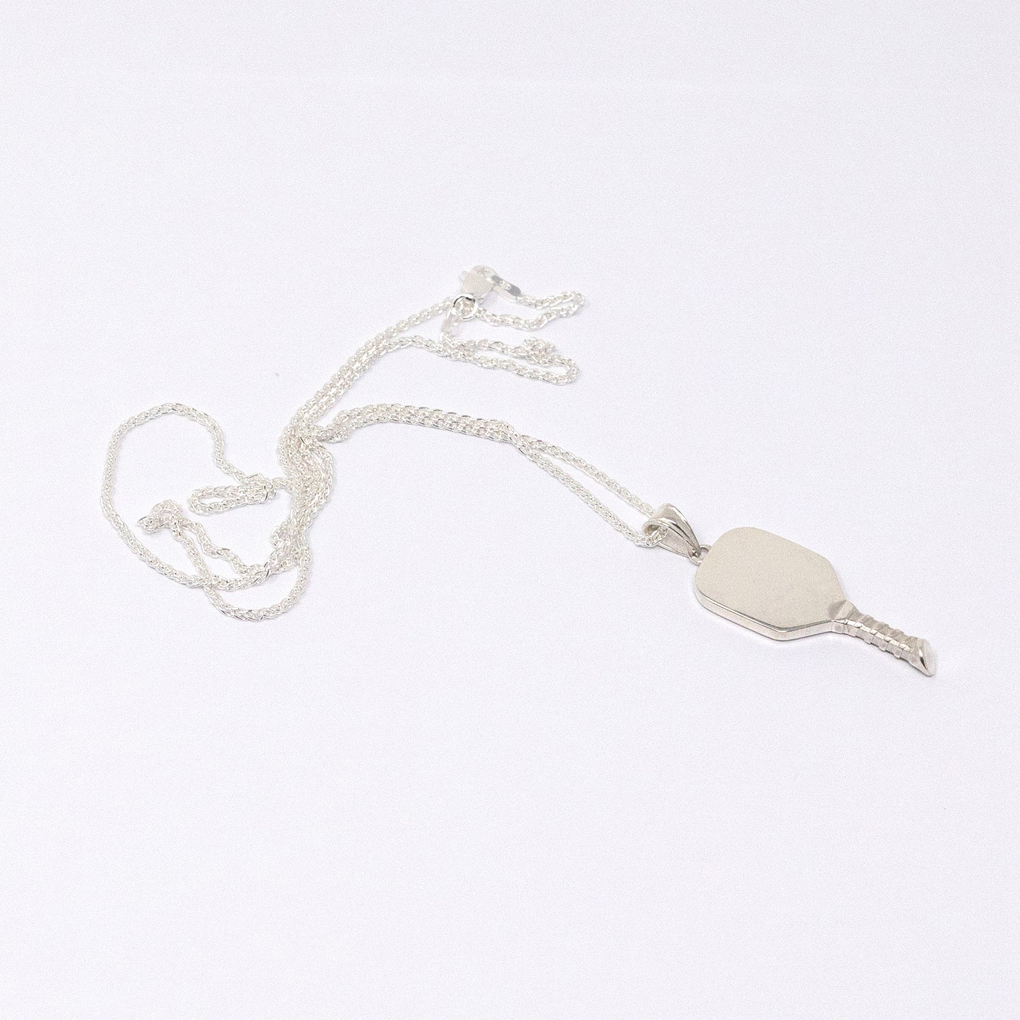 Chain Pickleball paddle pendant in silver for men